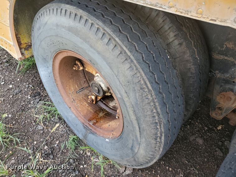 image for item KY9175 1964 High C2FV54L  dry van trailer