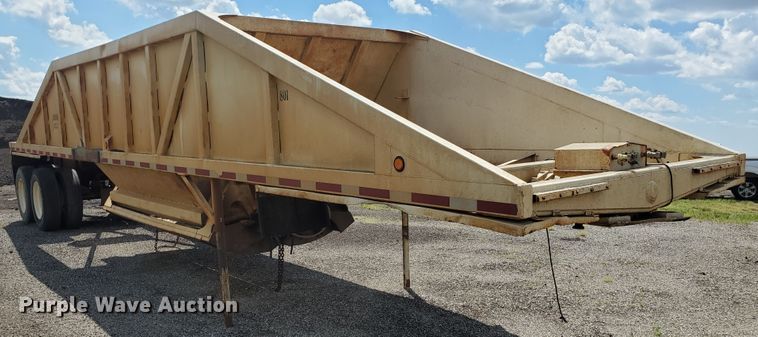 image for item KY9176 1987 Ranch  bottom dump trailer