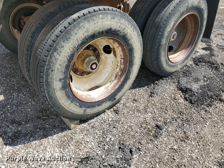 image for item KY9176 1987 Ranch  bottom dump trailer