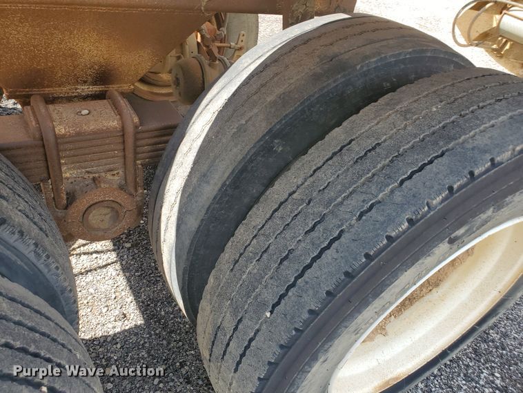 image for item KY9176 1987 Ranch  bottom dump trailer