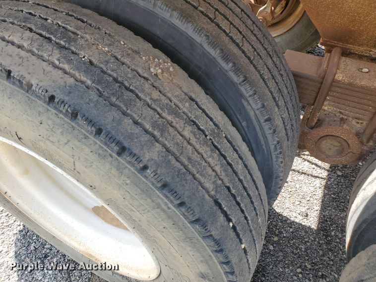 image for item KY9176 1987 Ranch  bottom dump trailer