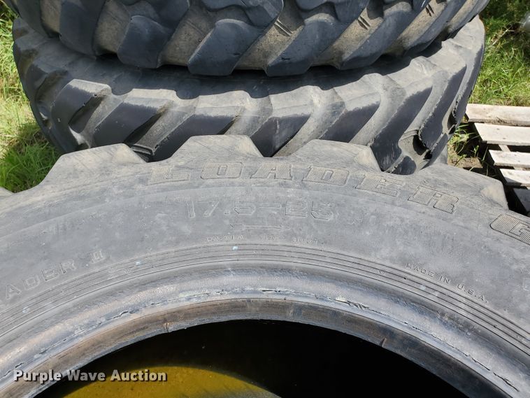 image for item KY9179 (2) tires