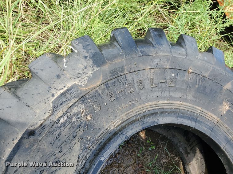 image for item KY9179 (2) tires
