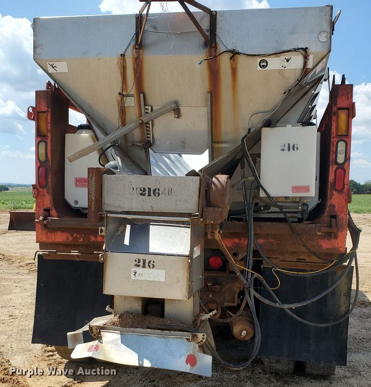 image for item KY9182 1999 International 4900  dump truck