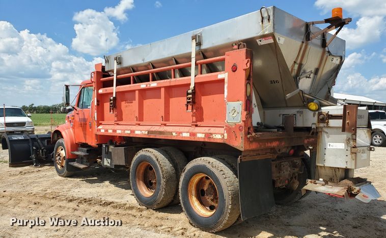 image for item KY9182 1999 International 4900  dump truck