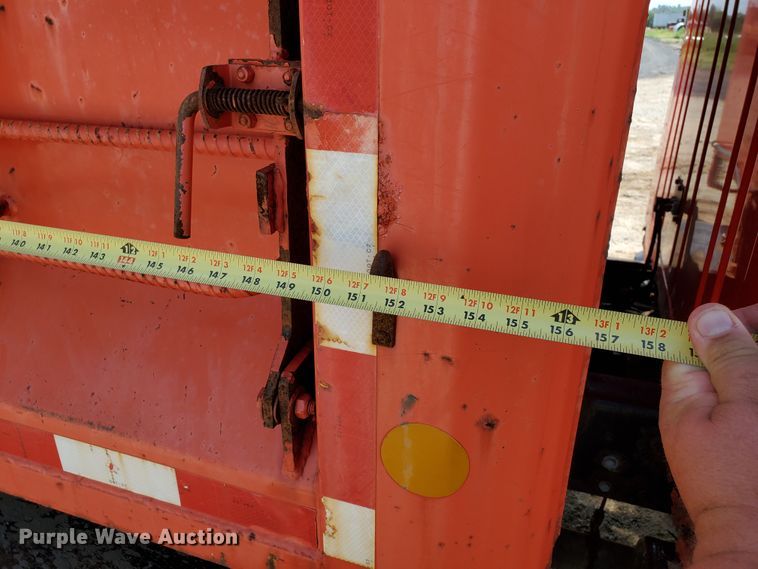 image for item KY9182 1999 International 4900  dump truck