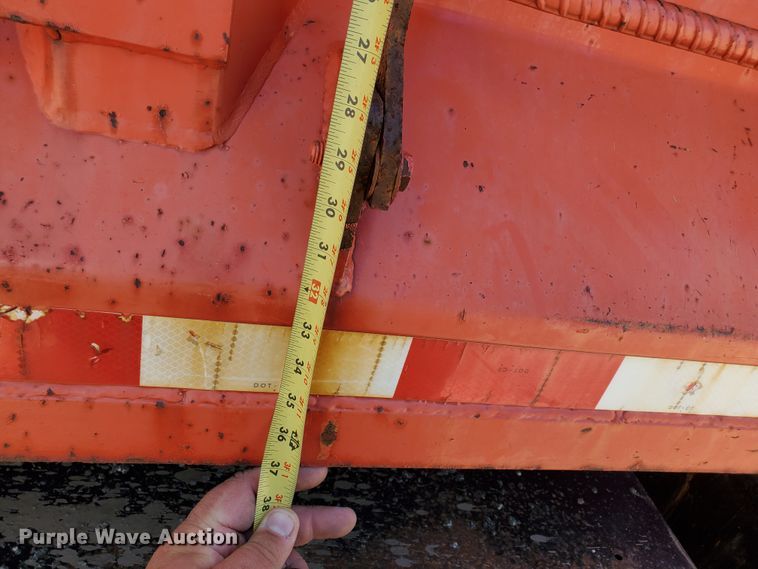 image for item KY9182 1999 International 4900  dump truck