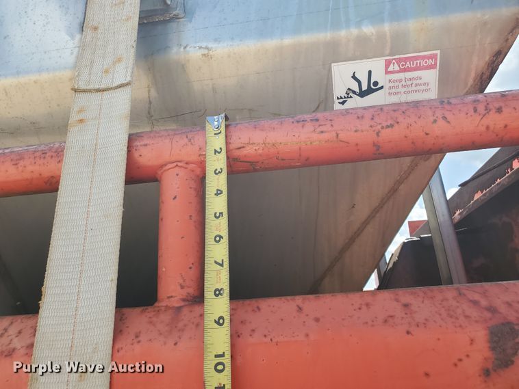 image for item KY9182 1999 International 4900  dump truck