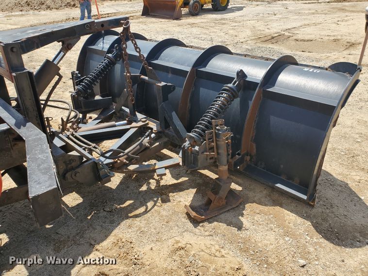 image for item KY9182 1999 International 4900  dump truck