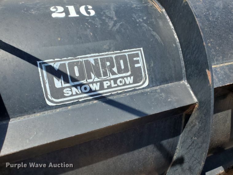 image for item KY9182 1999 International 4900  dump truck