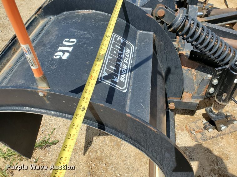 image for item KY9182 1999 International 4900  dump truck