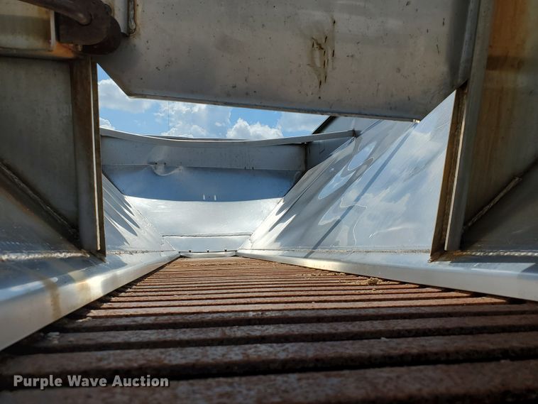 image for item KY9182 1999 International 4900  dump truck