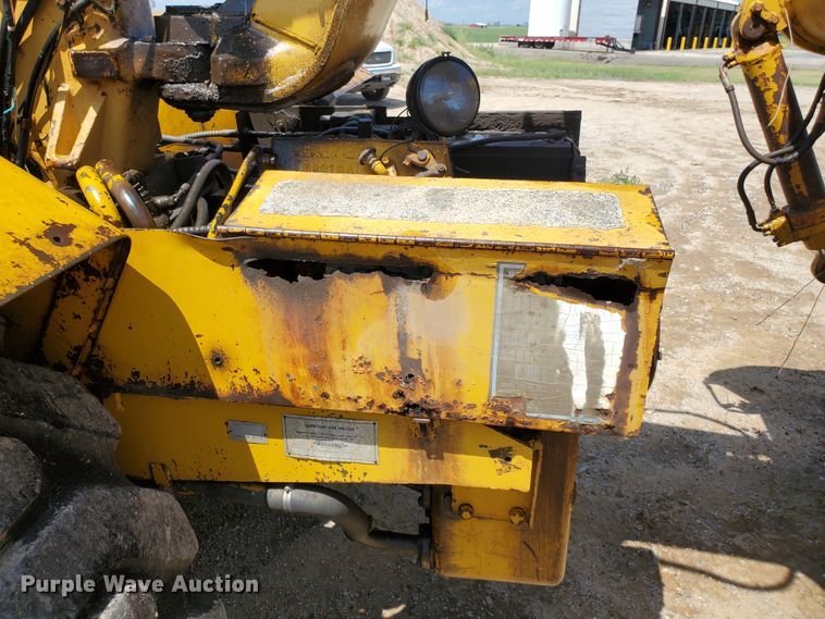 image for item KY9184 1977 Caterpillar 613B  elevating scraper