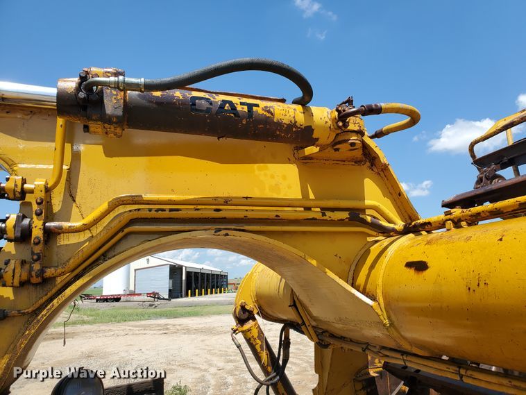 image for item KY9184 1977 Caterpillar 613B  elevating scraper