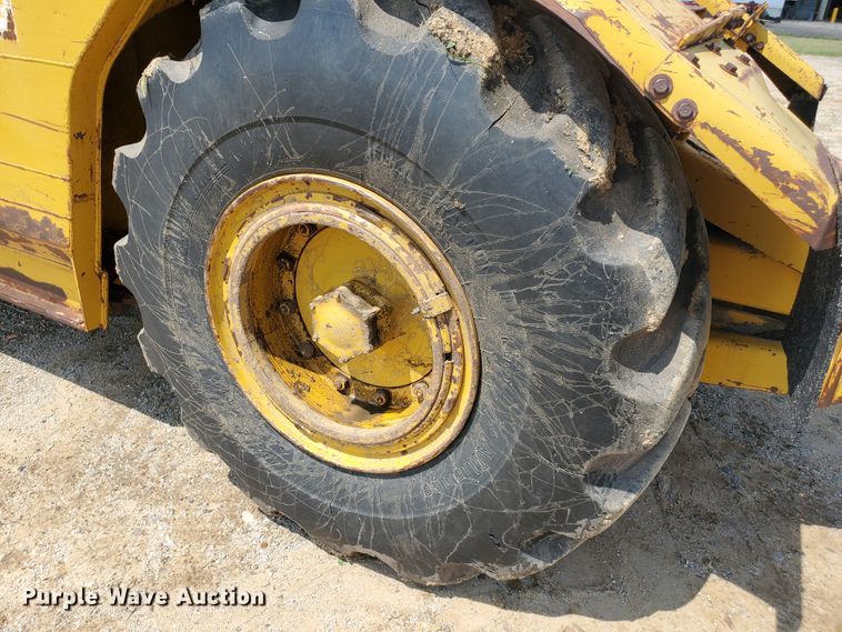 image for item KY9184 1977 Caterpillar 613B  elevating scraper