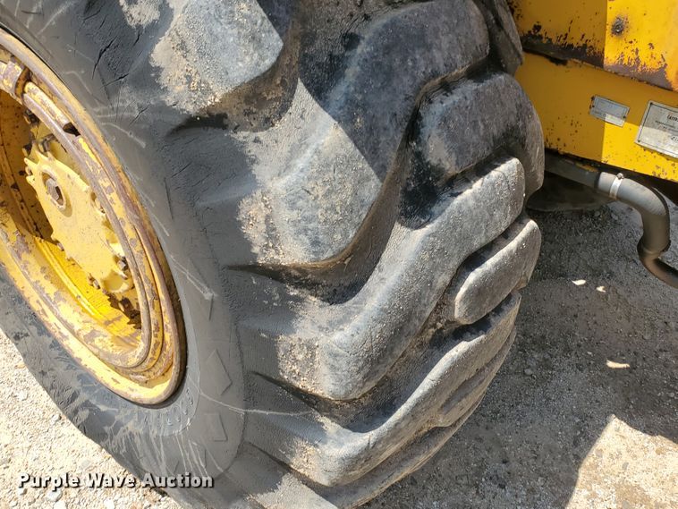 image for item KY9184 1977 Caterpillar 613B  elevating scraper