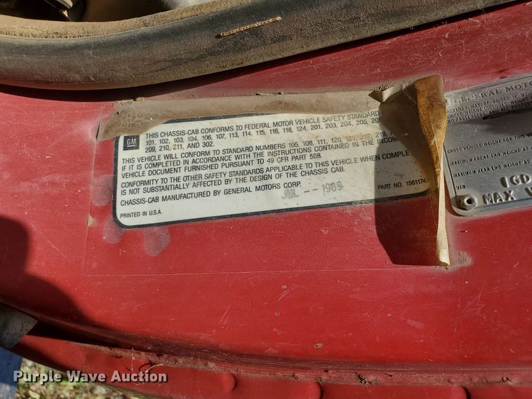 image for item KY9191 1990 GMC C6000  truck cab and chassis