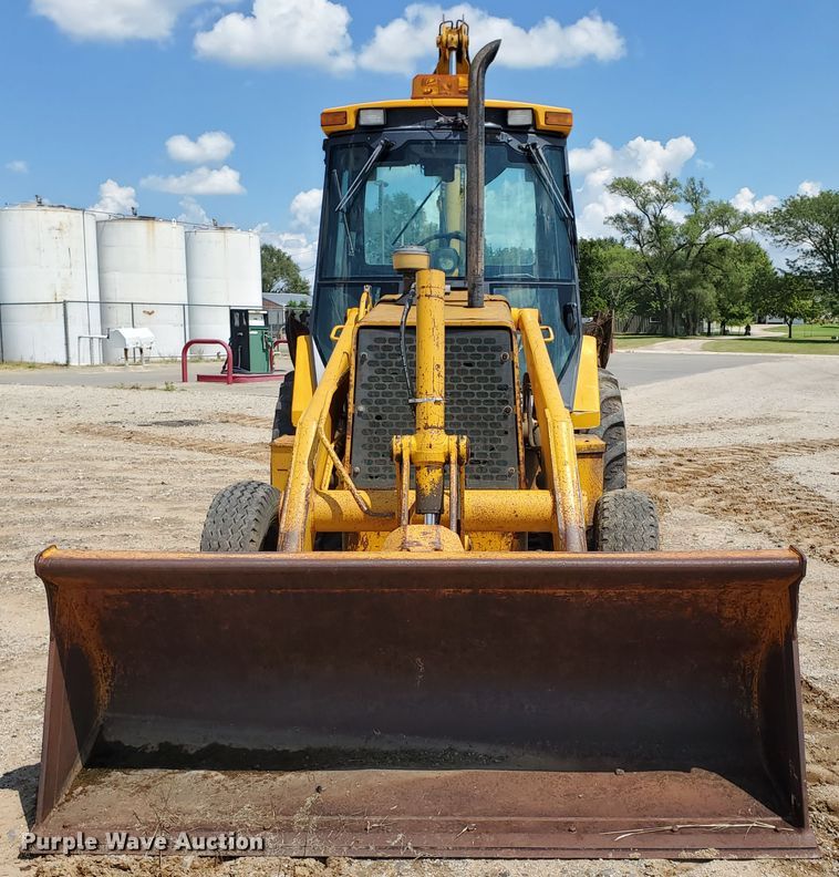 image for item KY9192 1992 John Deere 310D  backhoe