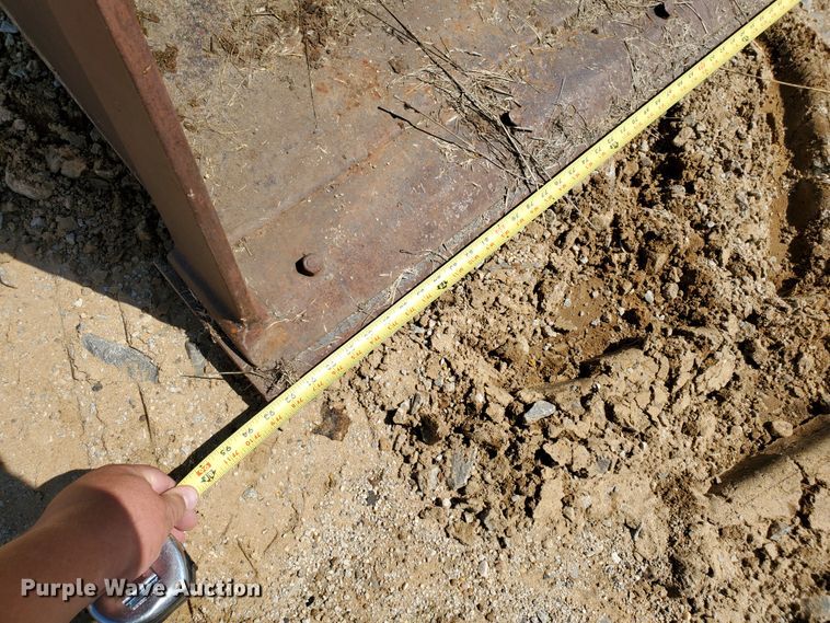 image for item KY9192 1992 John Deere 310D  backhoe