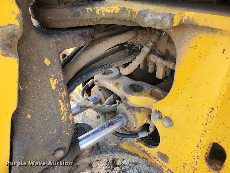 image for item KY9192 1992 John Deere 310D  backhoe