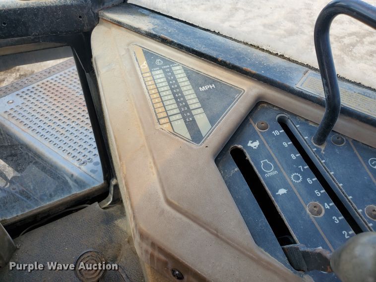 image for item KY9193 1987 Caterpillar Challenger 65  track tractor