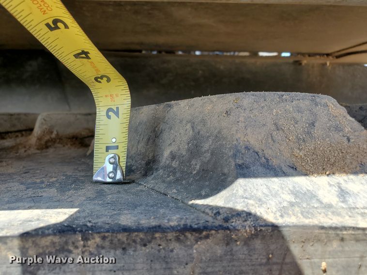 image for item KY9193 1987 Caterpillar Challenger 65  track tractor