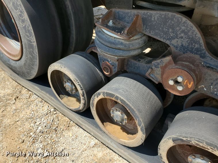 image for item KY9193 1987 Caterpillar Challenger 65  track tractor