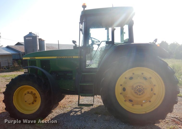 image for item DA5342 1998 John Deere 7710  MFWD tractor