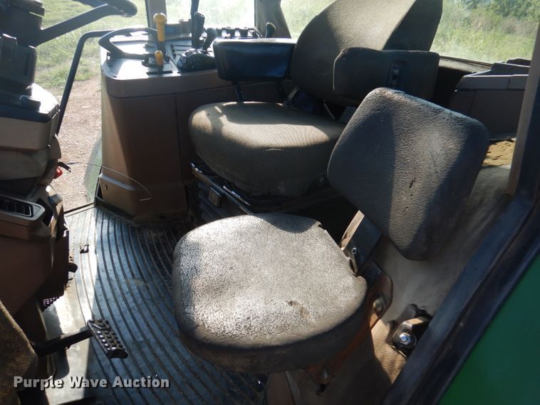 image for item DA5342 1998 John Deere 7710  MFWD tractor