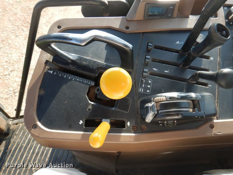 image for item DA5342 1998 John Deere 7710  MFWD tractor