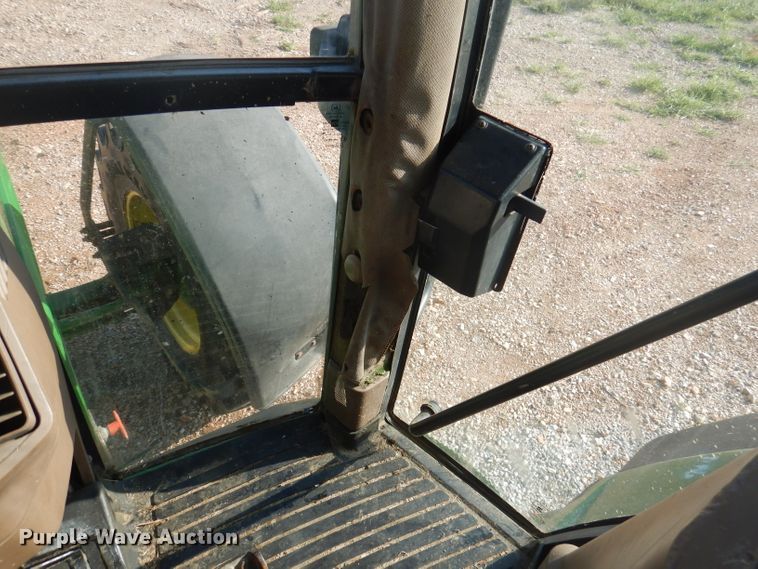 image for item DA5342 1998 John Deere 7710  MFWD tractor