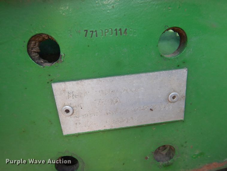 image for item DA5342 1998 John Deere 7710  MFWD tractor