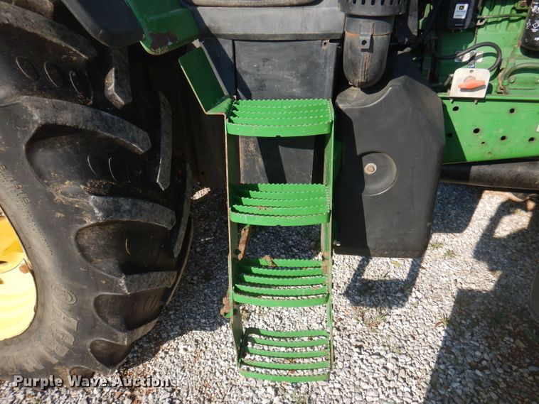 image for item DA5342 1998 John Deere 7710  MFWD tractor