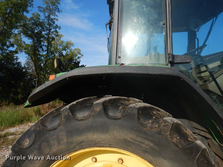 image for item DA5342 1998 John Deere 7710  MFWD tractor