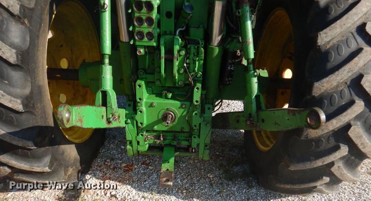 image for item DA5342 1998 John Deere 7710  MFWD tractor
