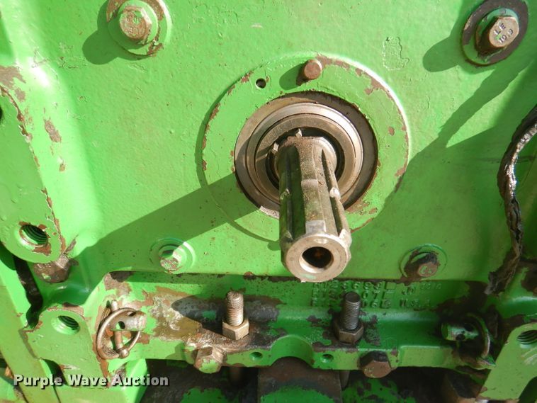 image for item DA5342 1998 John Deere 7710  MFWD tractor