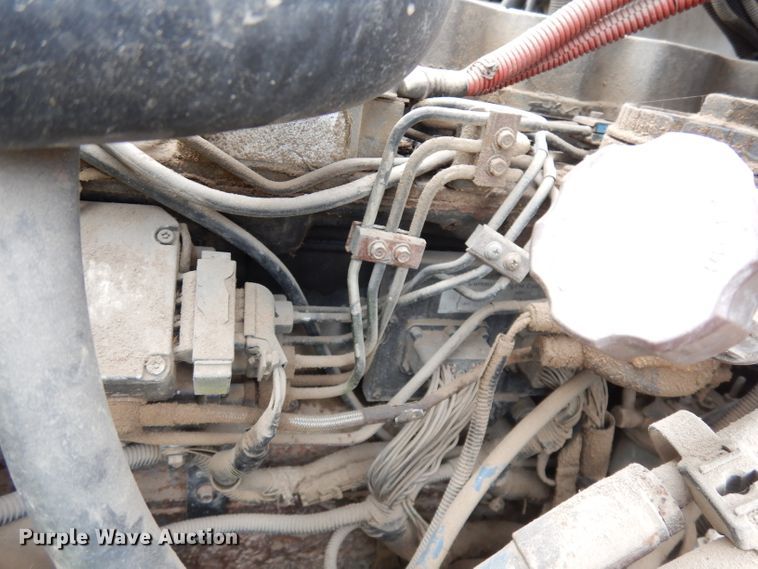 image for item DG0841 2002 Freightliner FL60  flatbed truck