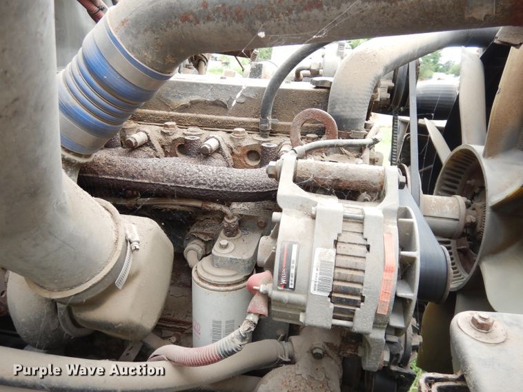 image for item DG0841 2002 Freightliner FL60  flatbed truck