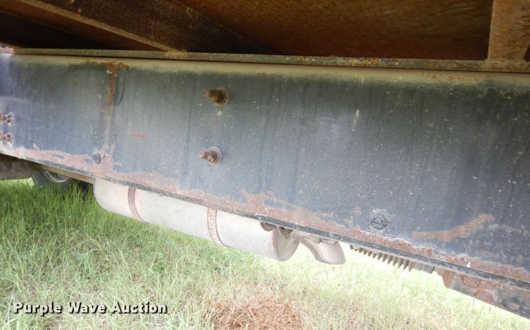 image for item DG0841 2002 Freightliner FL60  flatbed truck