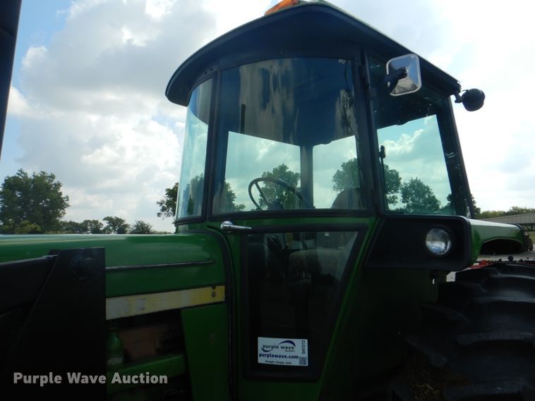 image for item DH7273 1974 John Deere 4430  tractor