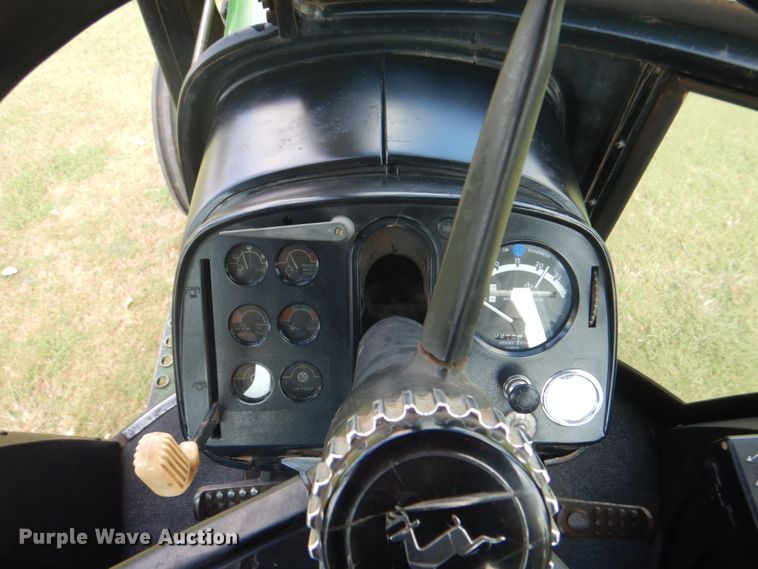 image for item DH7273 1974 John Deere 4430  tractor