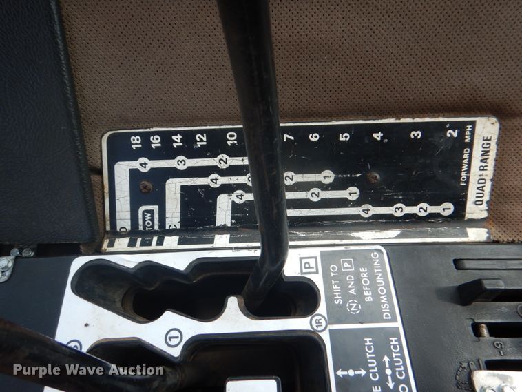 image for item DH7273 1974 John Deere 4430  tractor