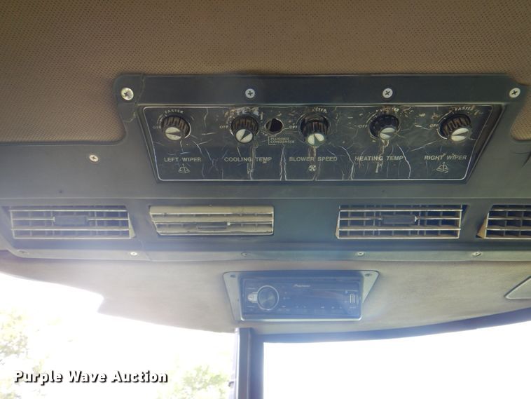 image for item DH7273 1974 John Deere 4430  tractor