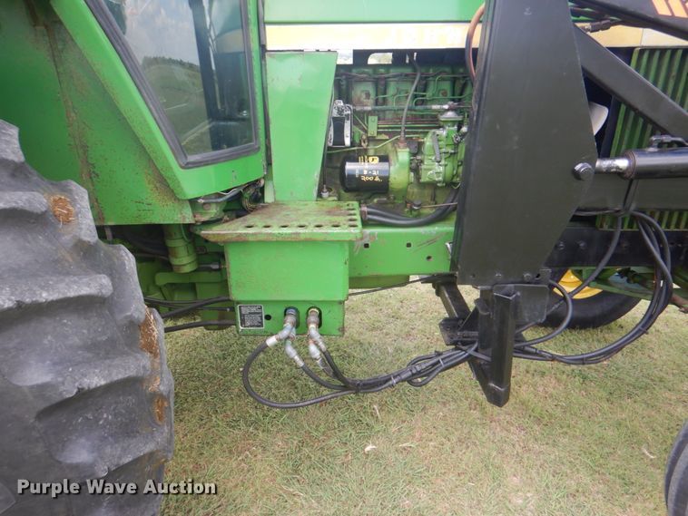 image for item DH7273 1974 John Deere 4430  tractor