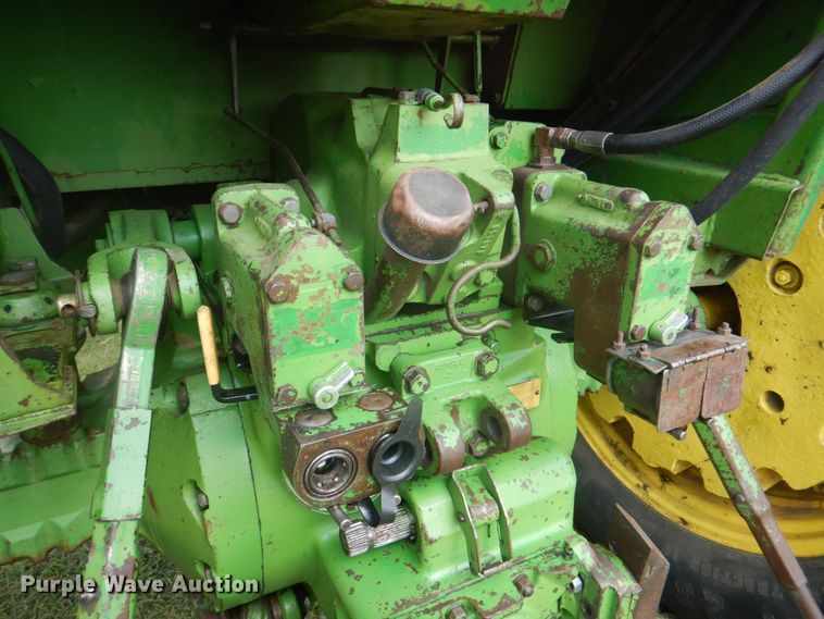 image for item DH7273 1974 John Deere 4430  tractor