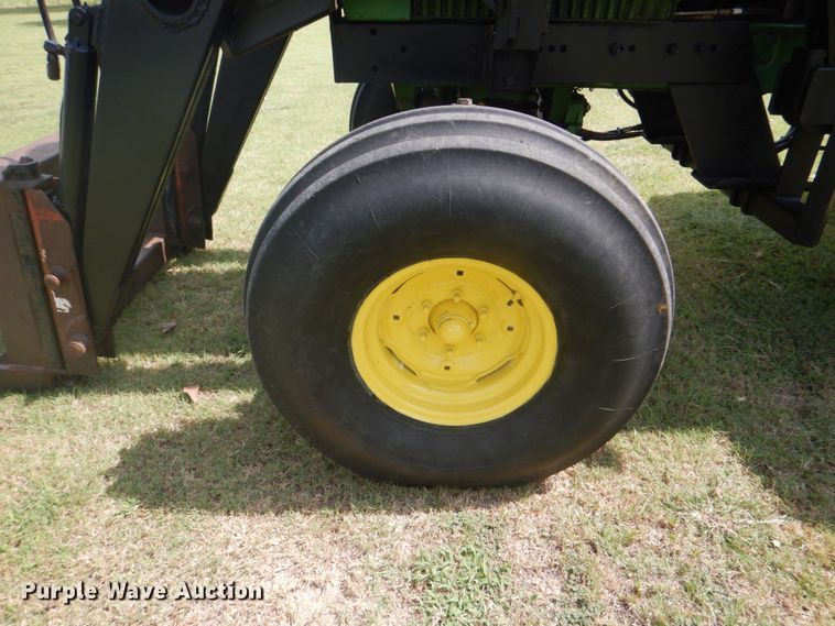 image for item DH7273 1974 John Deere 4430  tractor