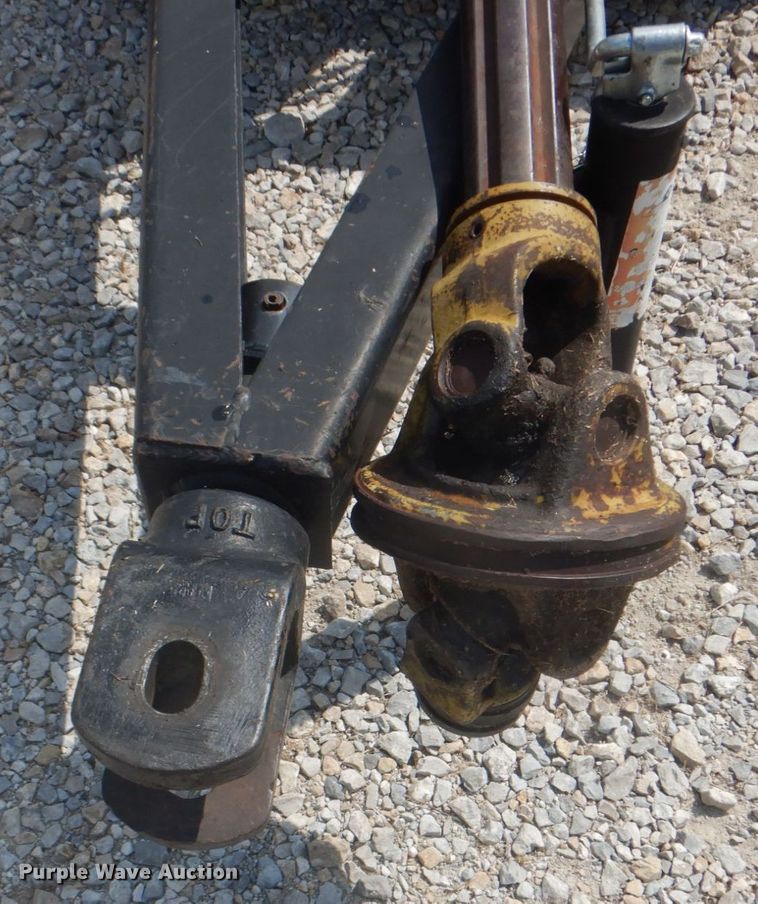 image for item DH7274 Bush Hog 2415-2  batwing rotary mower