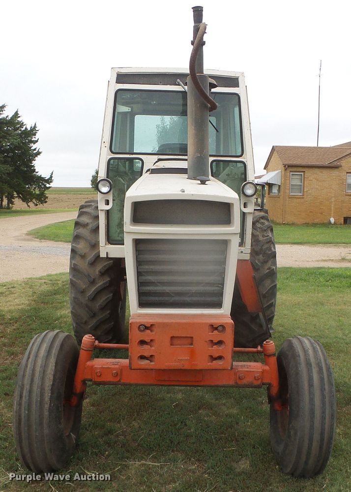 image for item DI5691 1975 Case 970  Agri-King tractor