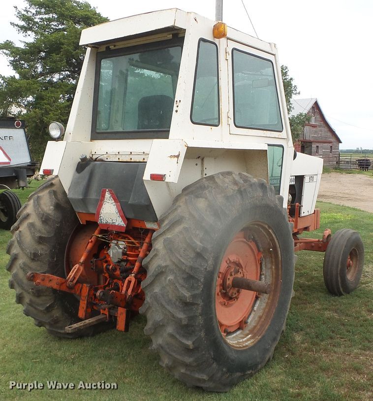 image for item DI5691 1975 Case 970  Agri-King tractor