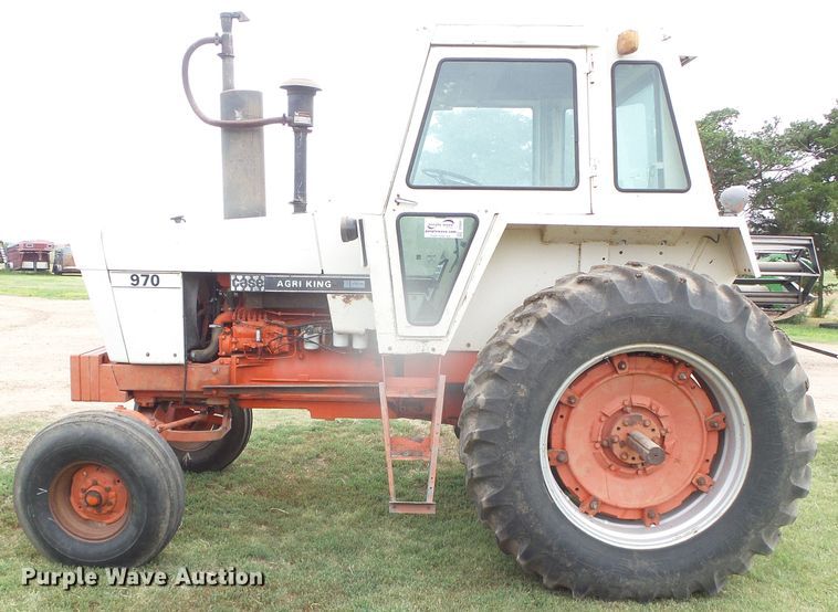 image for item DI5691 1975 Case 970  Agri-King tractor